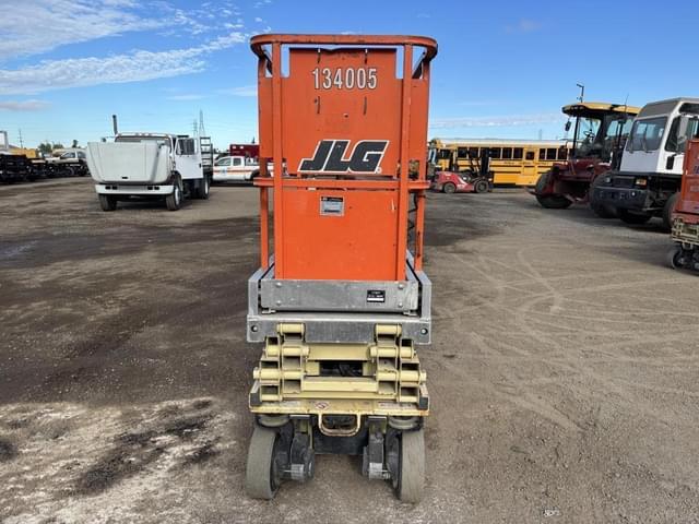 Image of JLG 1930ES equipment image 4