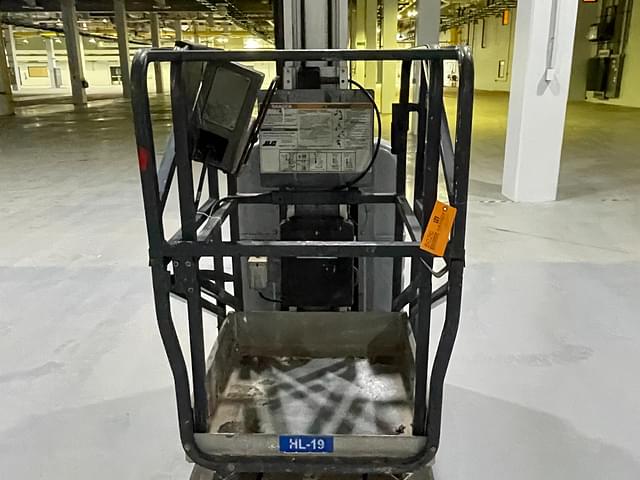 Image of JLG 20MVL equipment image 2