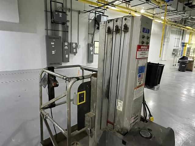 Image of JLG 20VP equipment image 4