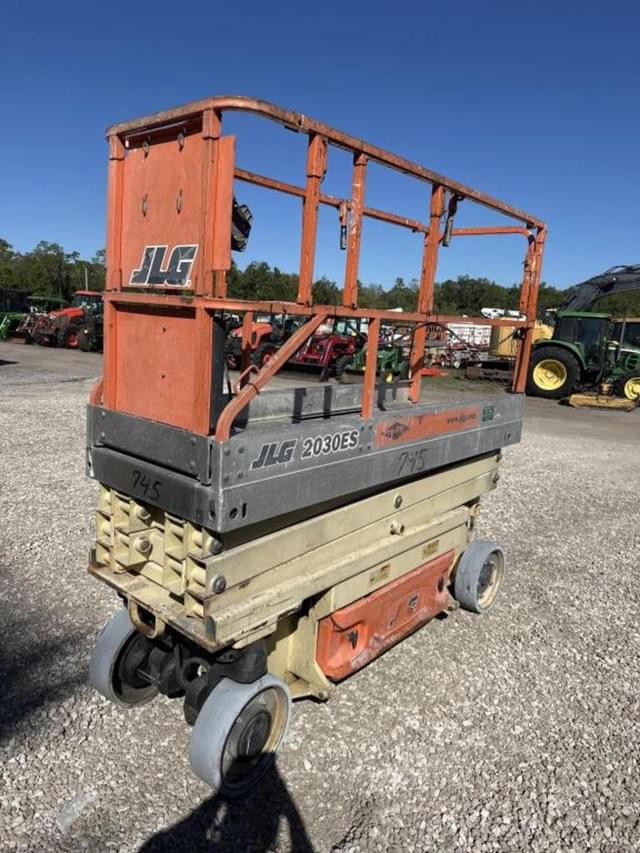 Image of JLG 2030ES equipment image 2