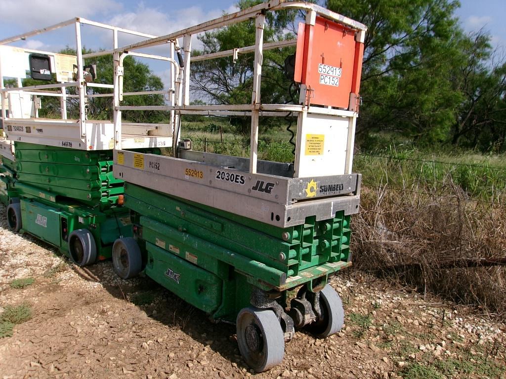 Image of JLG 2030ES Primary Image