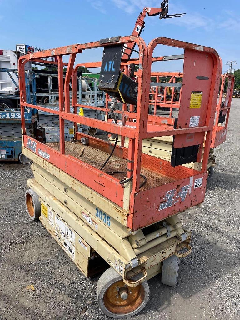Image of JLG 2032E2 Primary image
