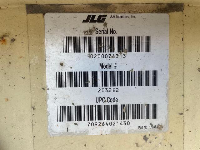Image of JLG 2032E2 equipment image 4