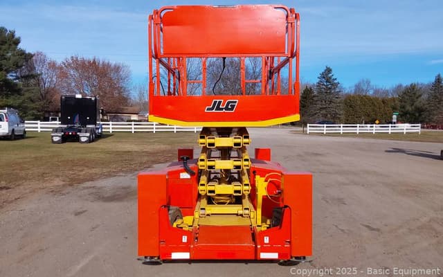 Image of JLG 260MRT equipment image 2