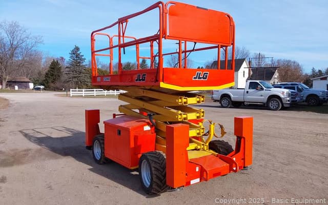 Image of JLG 260MRT equipment image 1