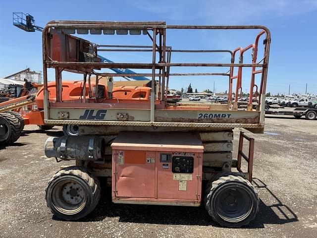 Image of JLG 260MRT equipment image 4