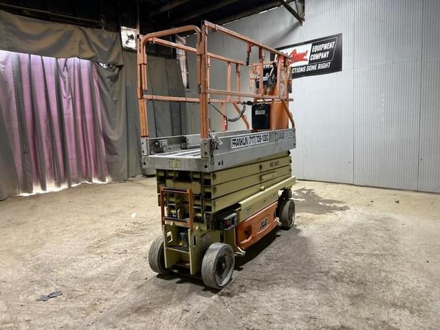 Image of JLG 2630ES equipment image 4