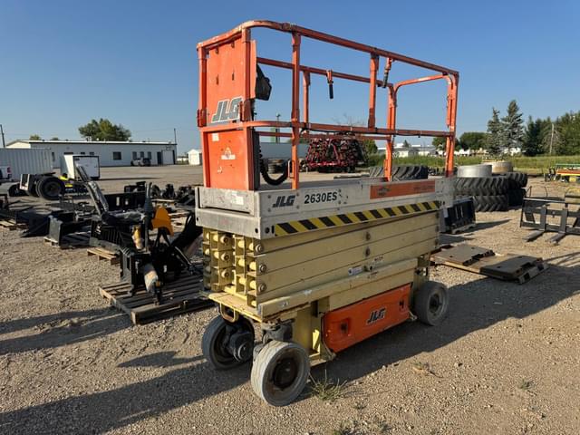 Image of JLG 2630ES equipment image 2