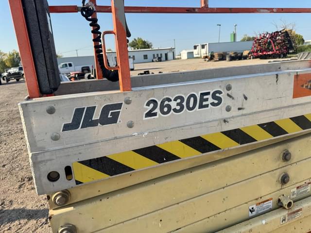 Image of JLG 2630ES equipment image 3