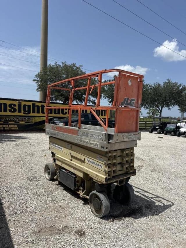 Image of JLG 2630ES equipment image 3