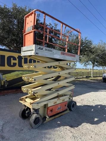 Main image JLG 2630ES