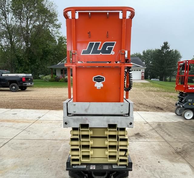 Image of JLG 2630ES equipment image 2