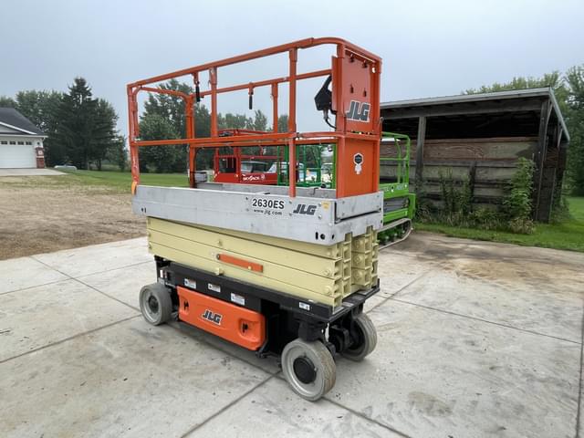 Image of JLG 2630ES equipment image 1