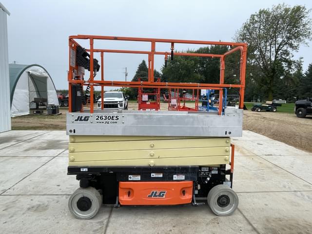Image of JLG 2630ES equipment image 3