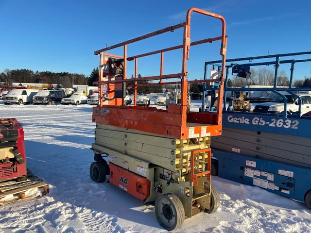 Image of JLG 2632ES equipment image 3