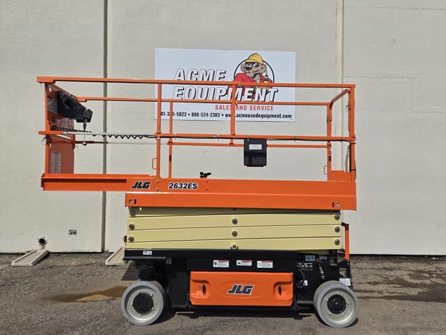 Image of JLG 2632ES equipment image 1