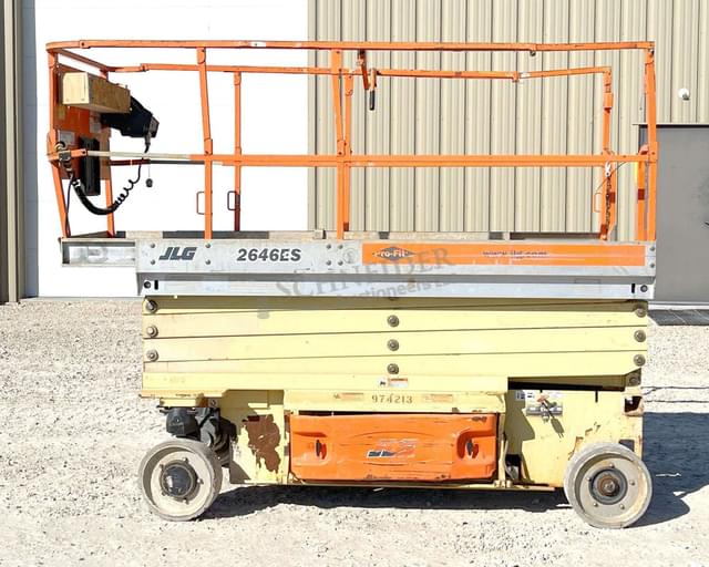 Image of JLG 2646ES equipment image 2