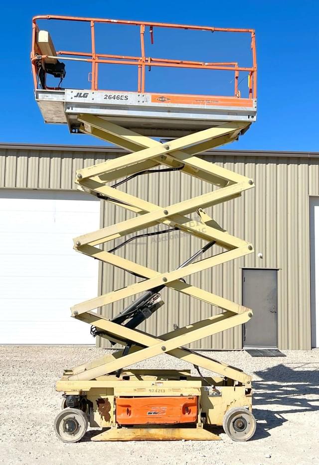 Image of JLG 2646ES equipment image 3