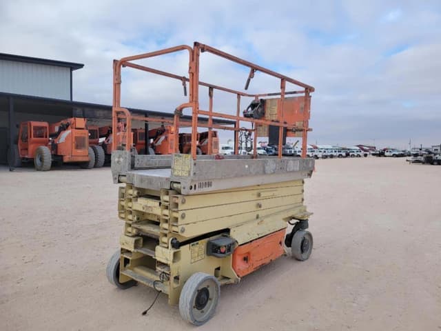 Image of JLG 3246ES equipment image 4