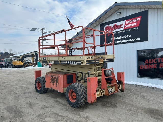 Image of JLG 33RTS equipment image 1