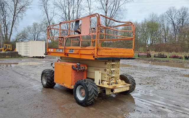 Image of JLG 33RTS equipment image 3