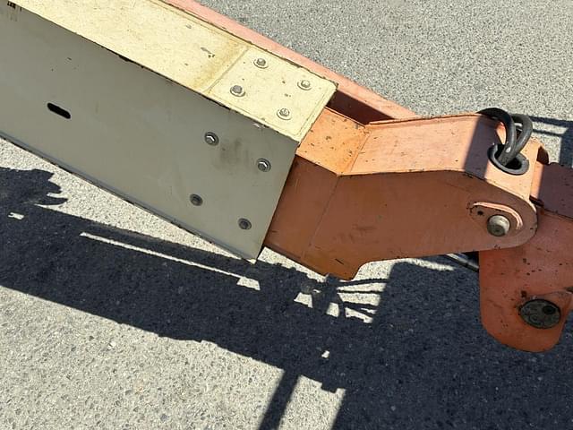 Image of JLG 400S equipment image 4