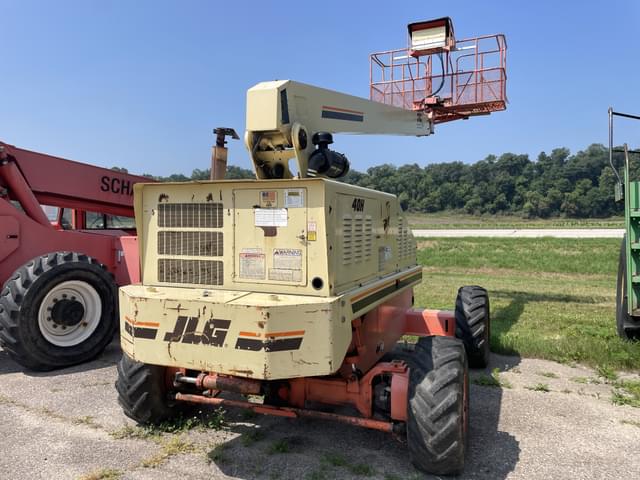 Image of JLG 40H equipment image 2