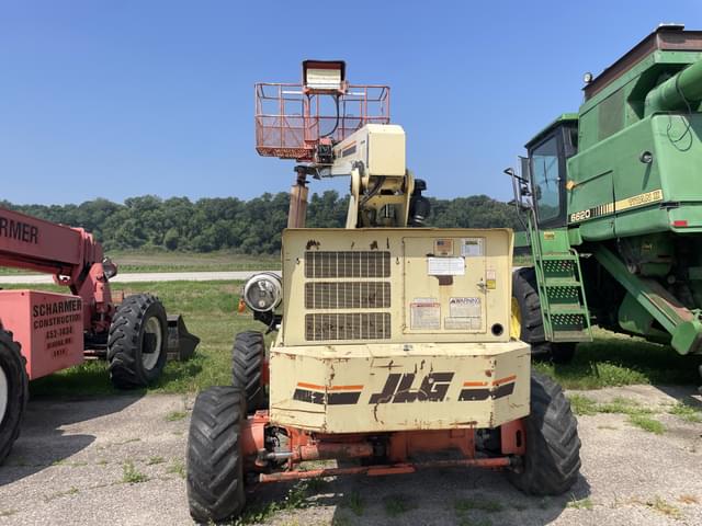 Image of JLG 40H equipment image 4