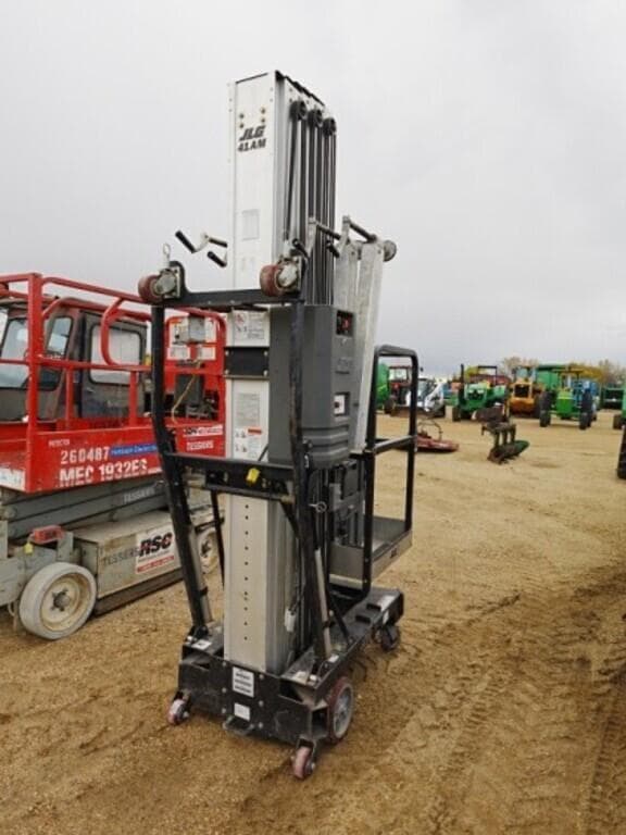Image of JLG 41AM equipment image 1