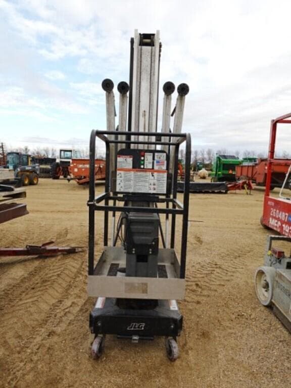 Image of JLG 41AM equipment image 2