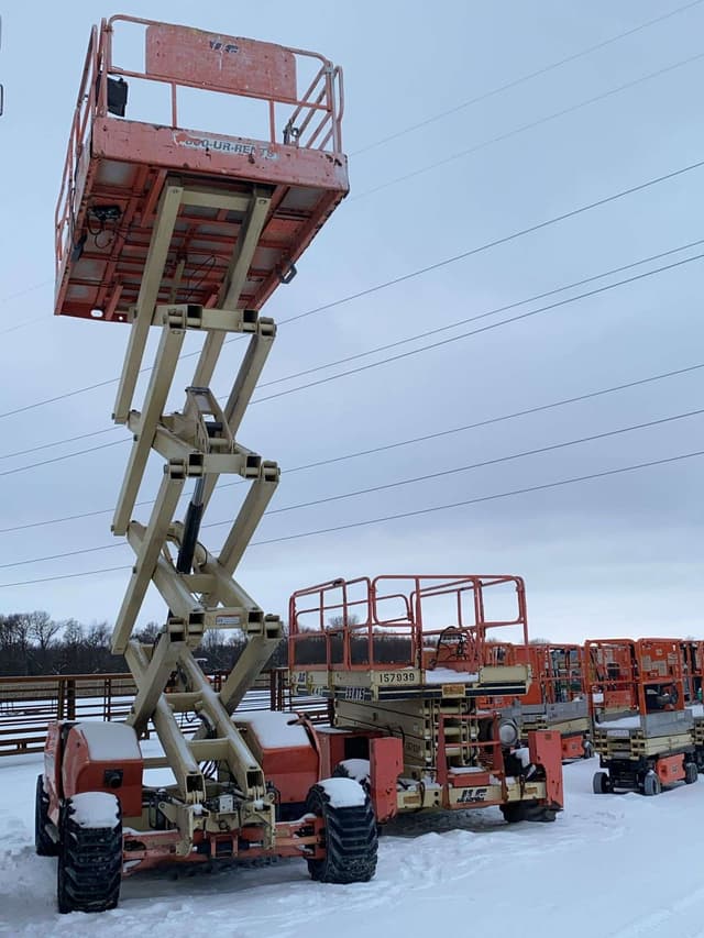 Image of JLG 4394RT equipment image 3