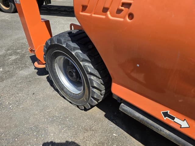 Image of JLG 4394RT equipment image 4