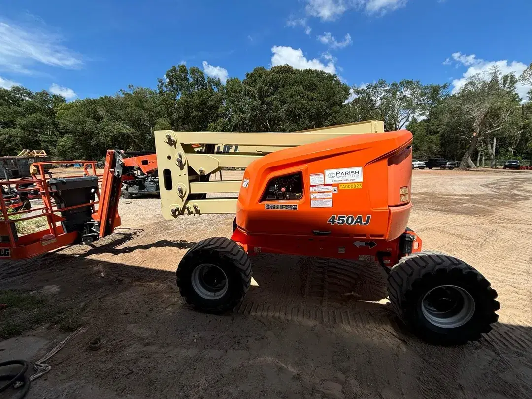Image of JLG 450AJ Primary Image