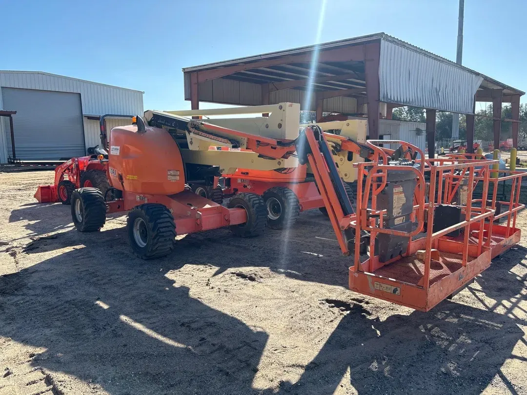 2014 JLG 450AJ Equipment Image0
