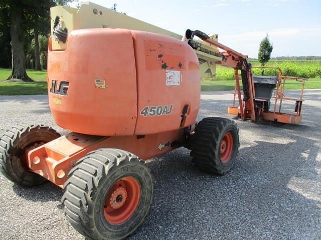 Image of JLG 450AJ equipment image 1