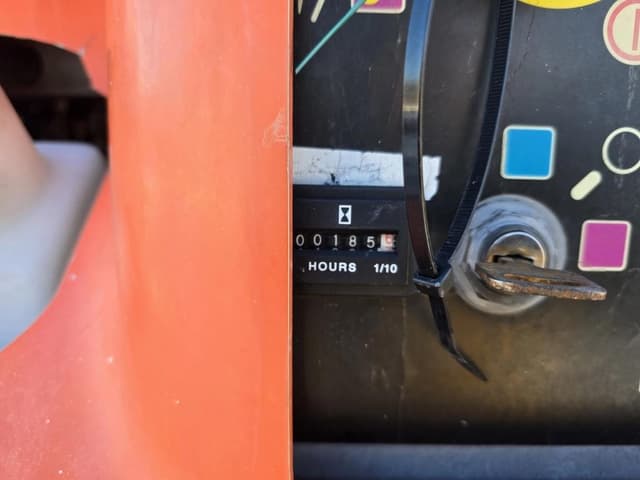 Image of JLG 450AJ equipment image 4