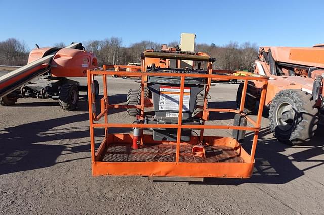 Image of JLG 450AJ equipment image 2