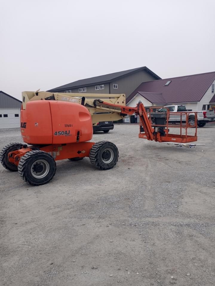 Image of JLG 450AJ Primary image