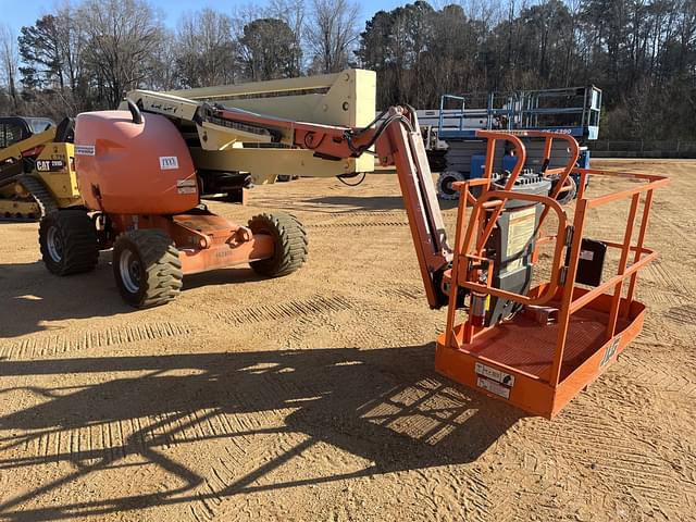 Image of JLG 450AJ equipment image 3