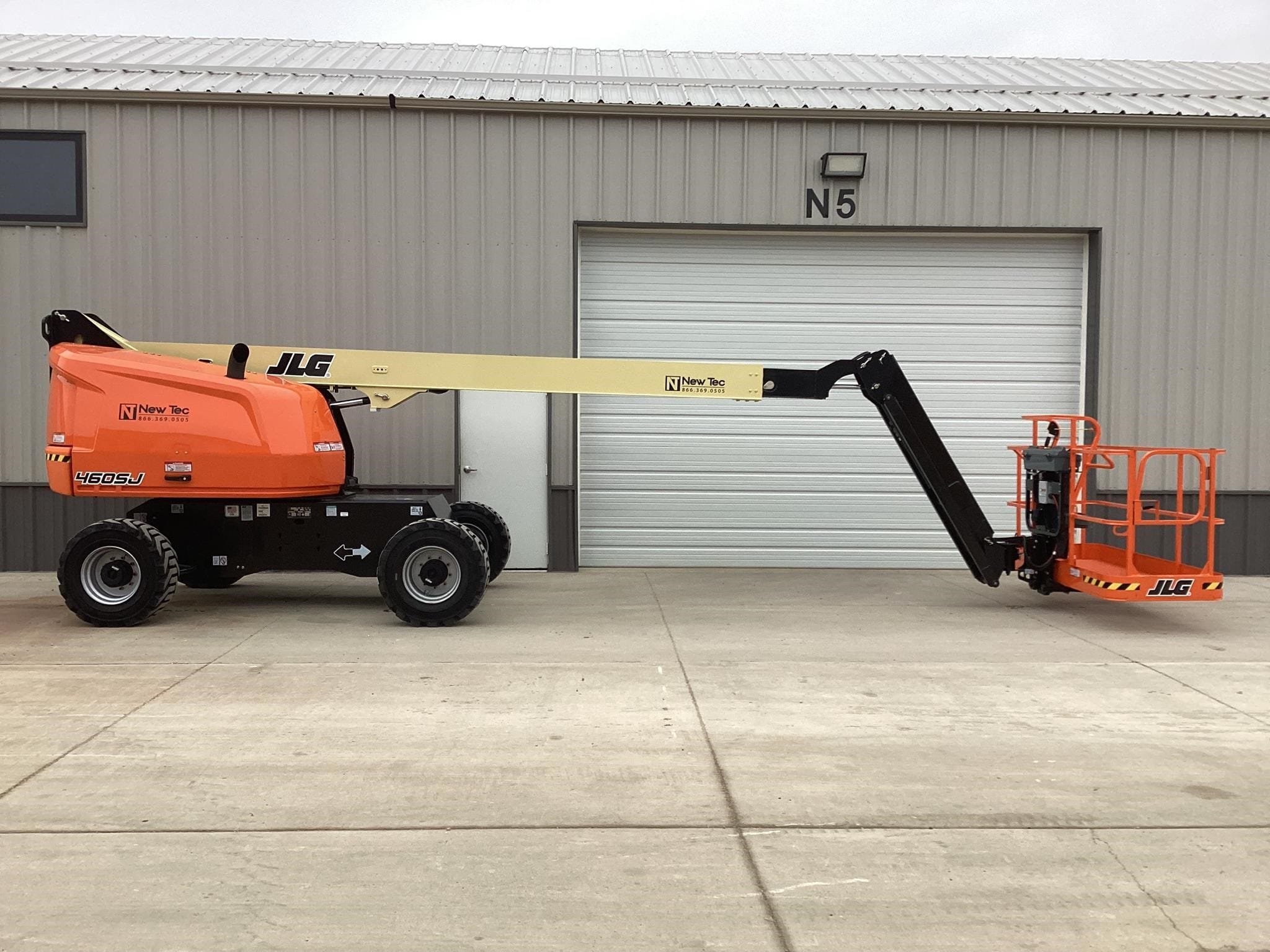 2025 JLG 460SJ Equipment Image0