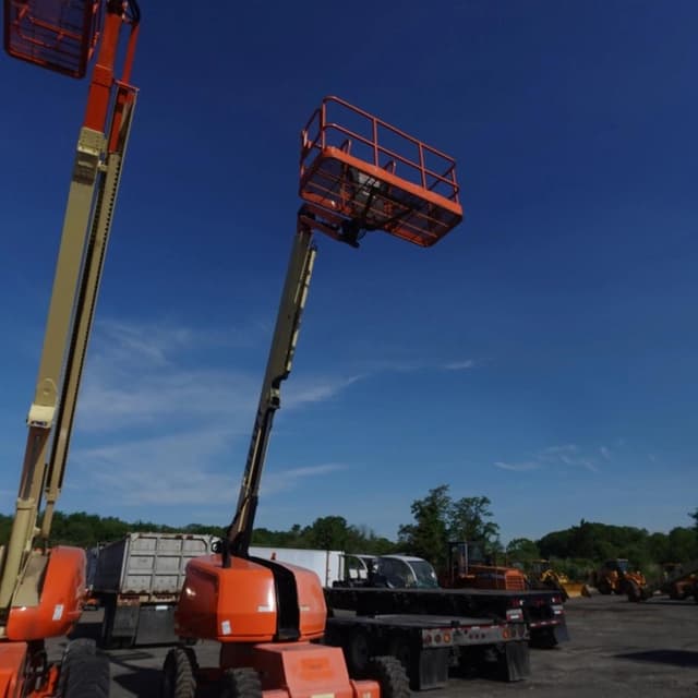 Image of JLG 460SJ equipment image 2