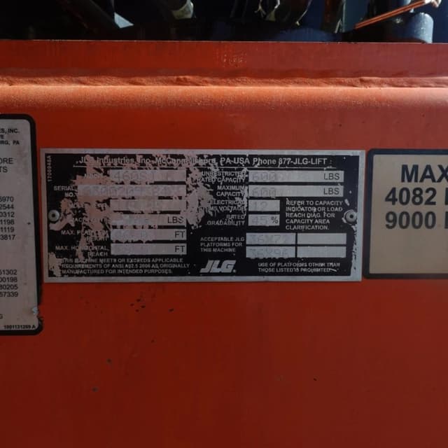 Image of JLG 460SJ equipment image 4