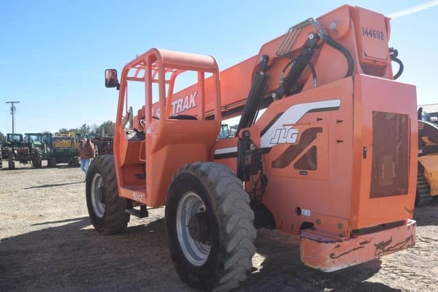 Image of JLG 6042 equipment image 1