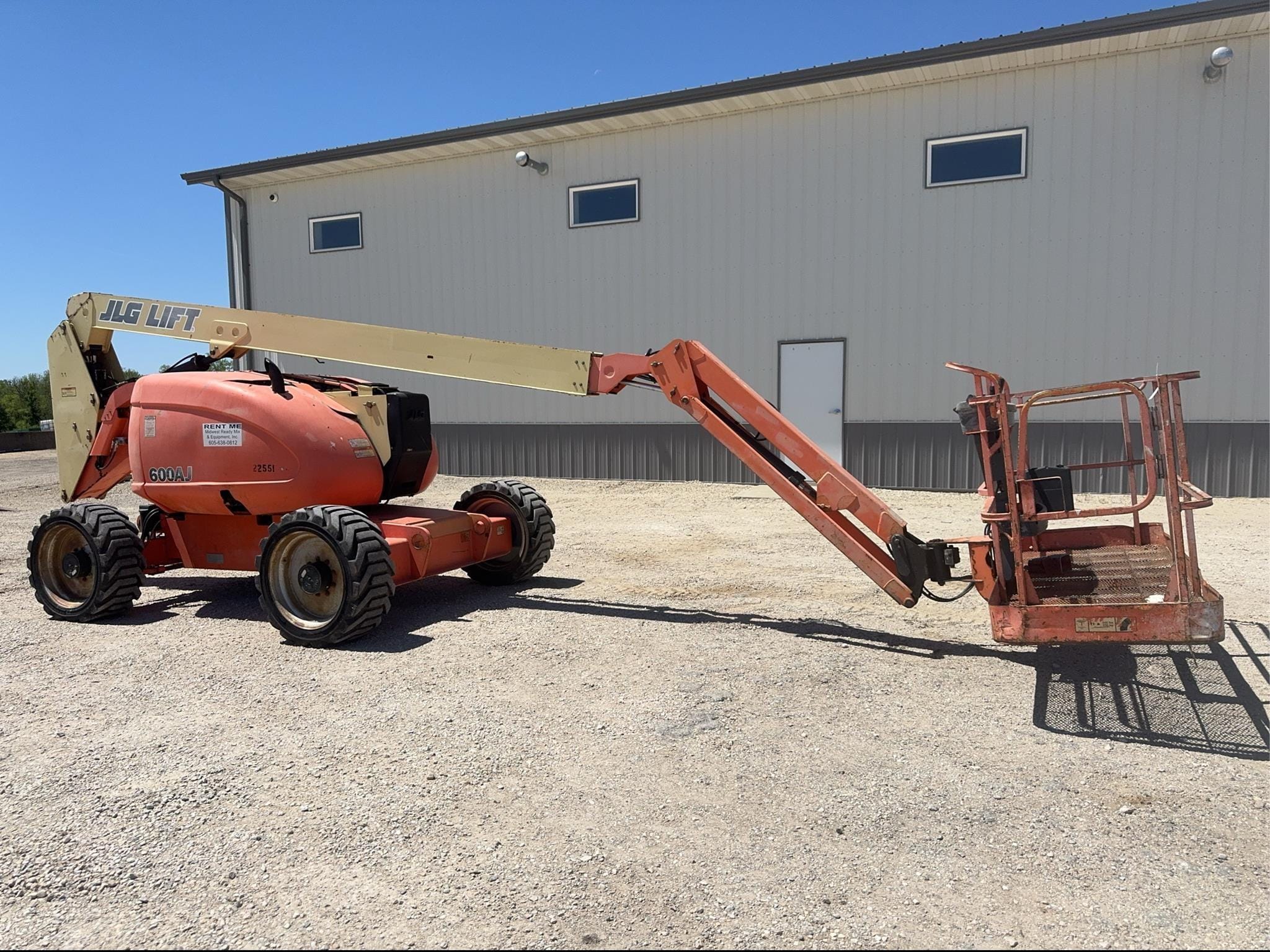 JLG 600AJ Equipment Image0