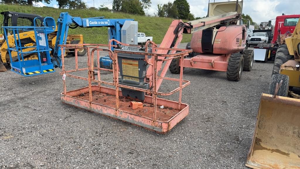 Image of JLG 600AJ Primary image