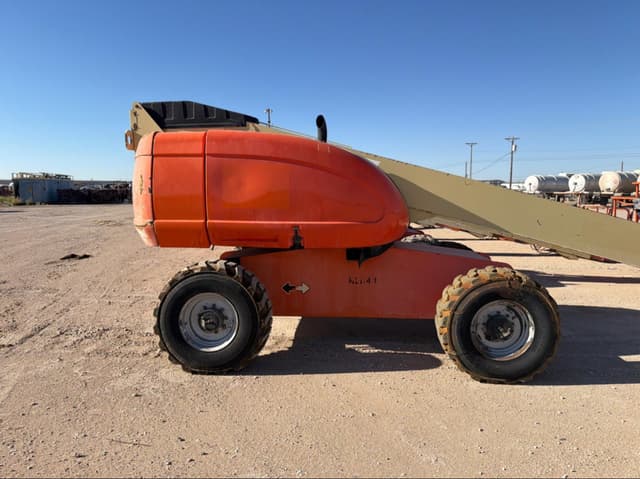 Image of JLG 600S equipment image 2