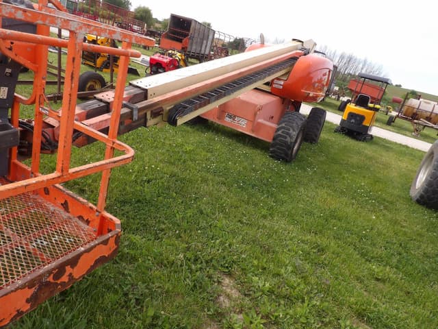 Image of JLG 600S equipment image 3