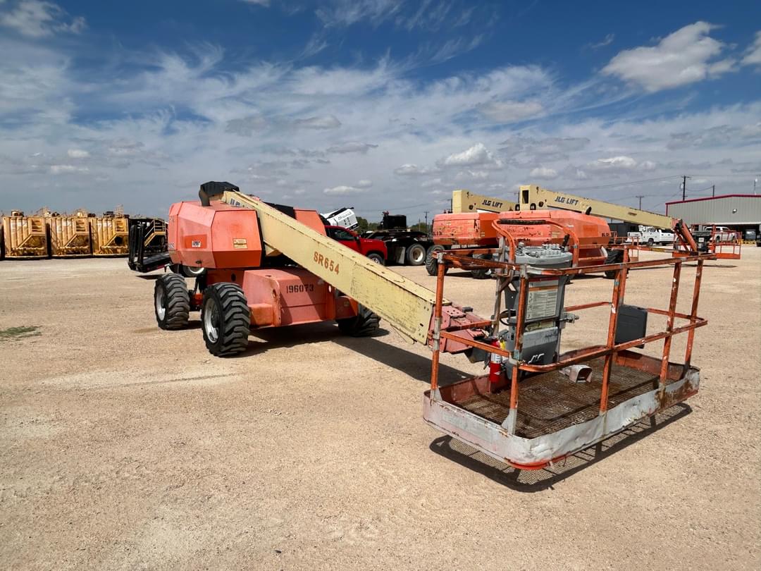 Image of JLG 600S Primary image
