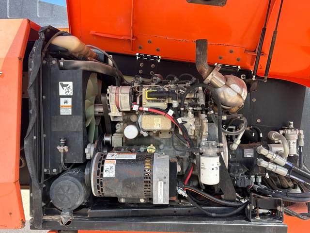 Image of JLG 600S equipment image 4