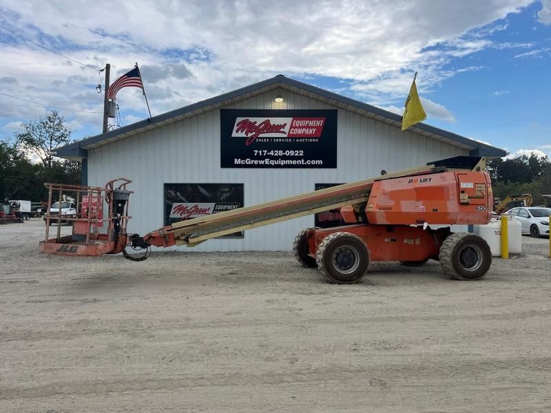 JLG 600S Equipment Image0